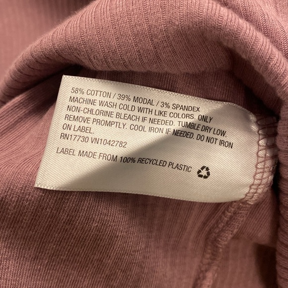 Plain Ribbed Shirt - Picture 3 of 4